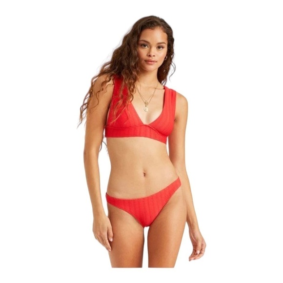 Billabong Wave Trip Plunge Top and Tropic Bikini Bottom in Red NWOT - Picture 1 of 8